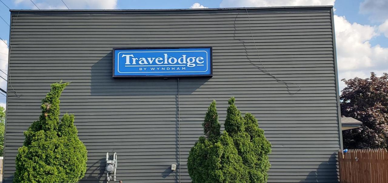 Travelodge By Wyndham Livonia Canton Novi Detroit Area Extérieur photo