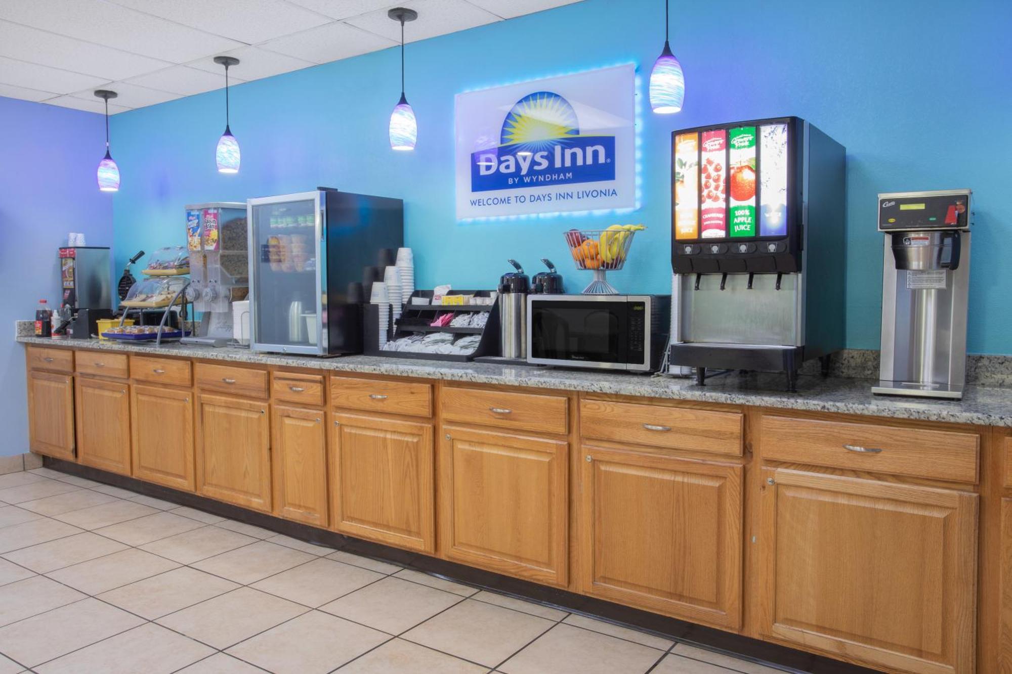 Travelodge By Wyndham Livonia Canton Novi Detroit Area Extérieur photo